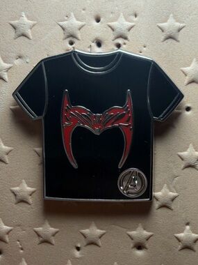 Disney Trading Pin Scarlet Witch T-Shirt Marvel Avengers Heroes HD WDW